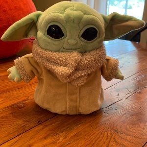 Star Wars The Mandalorian "The Child" 8" Plush